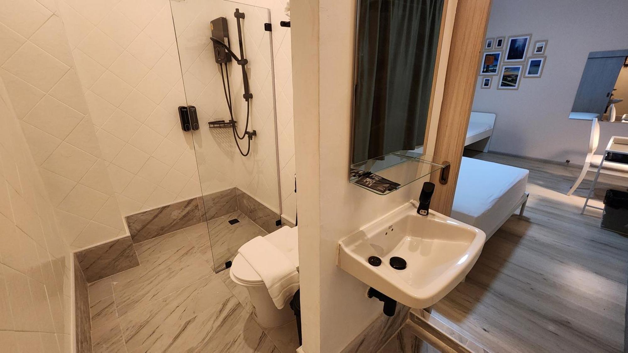 Hotel Ihoc - Phuket Oldtown Ban Lo Long Esterno foto